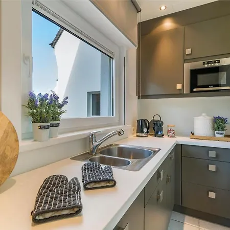 بيت للعطل Gamoni - Spacious With Garden *
